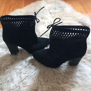 Belle by Sigerson Morrison